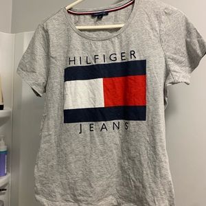 Tommy Hilfiger logo tee new without tags